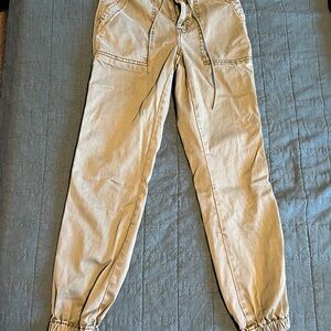 American Eagle Outfitters Olive Jogger Pants